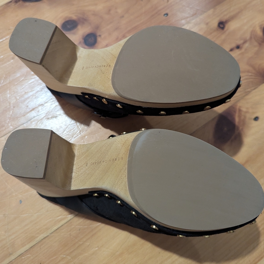 NWOB Veronica Beard Black Suede Studded Clogs – Size 9 - Picture 6 of 6